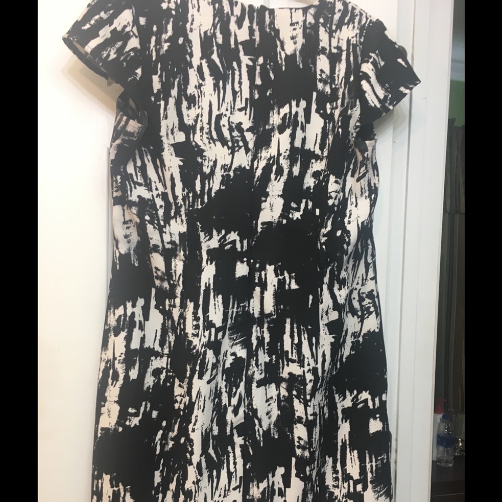 Black and white dress